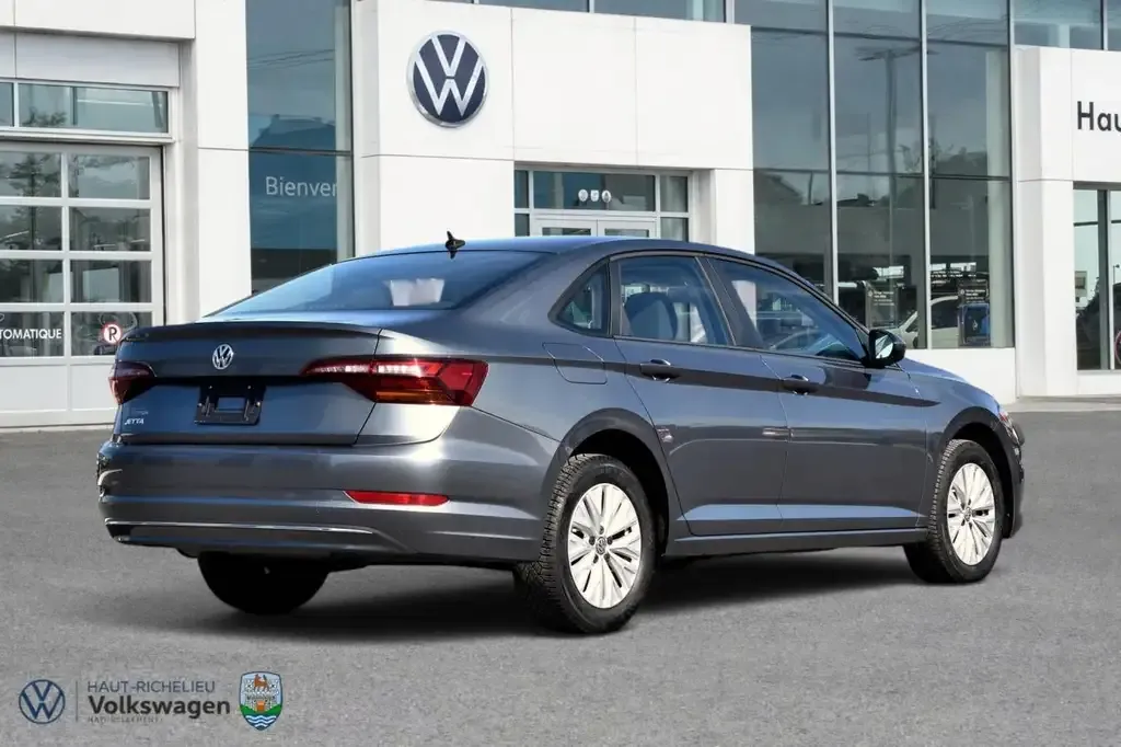 Volkswagen Jetta 2019 photo 4