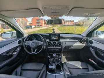 Mercedes-Benz C180