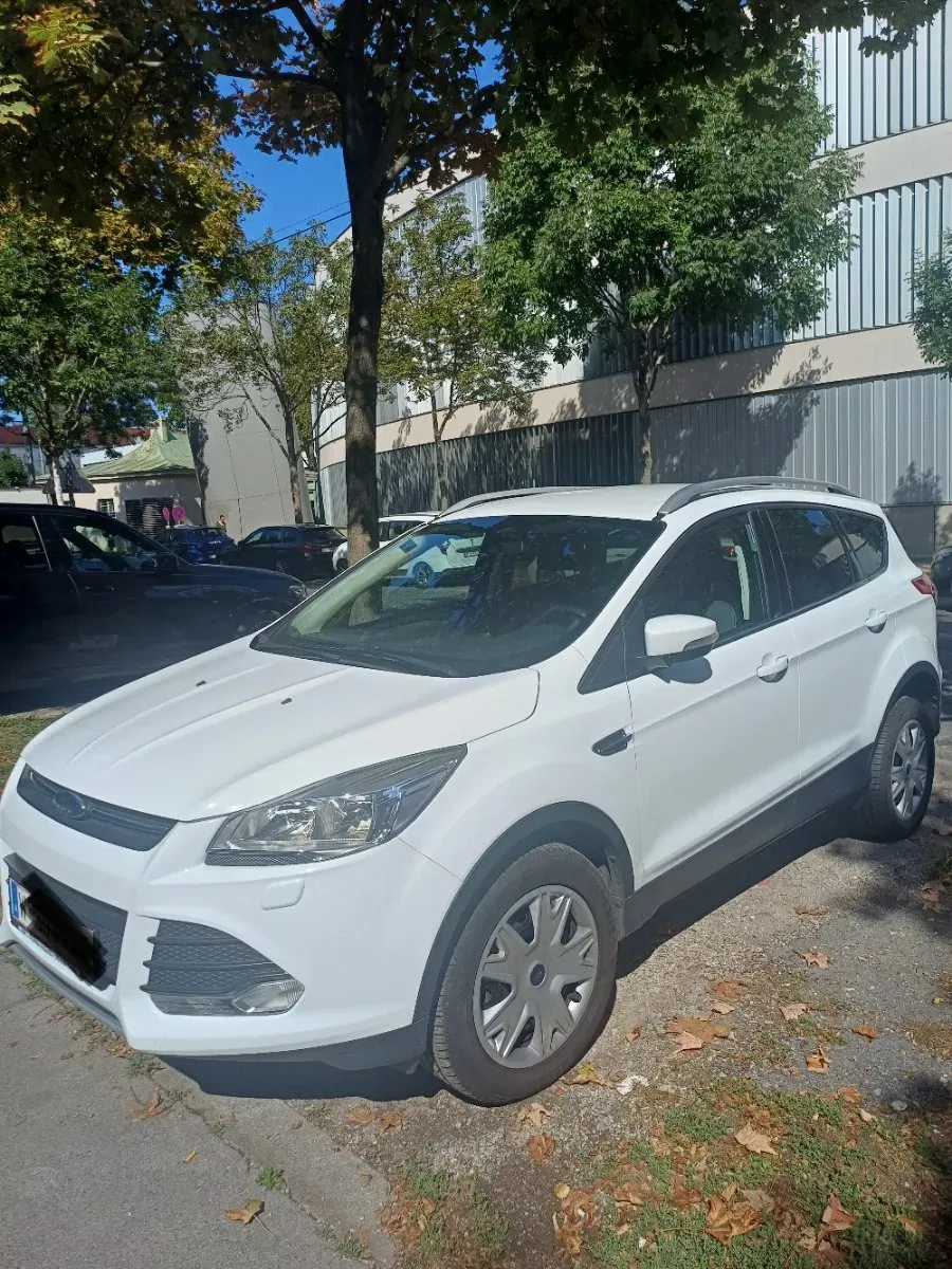 Ford Kuga 2013 photo 2