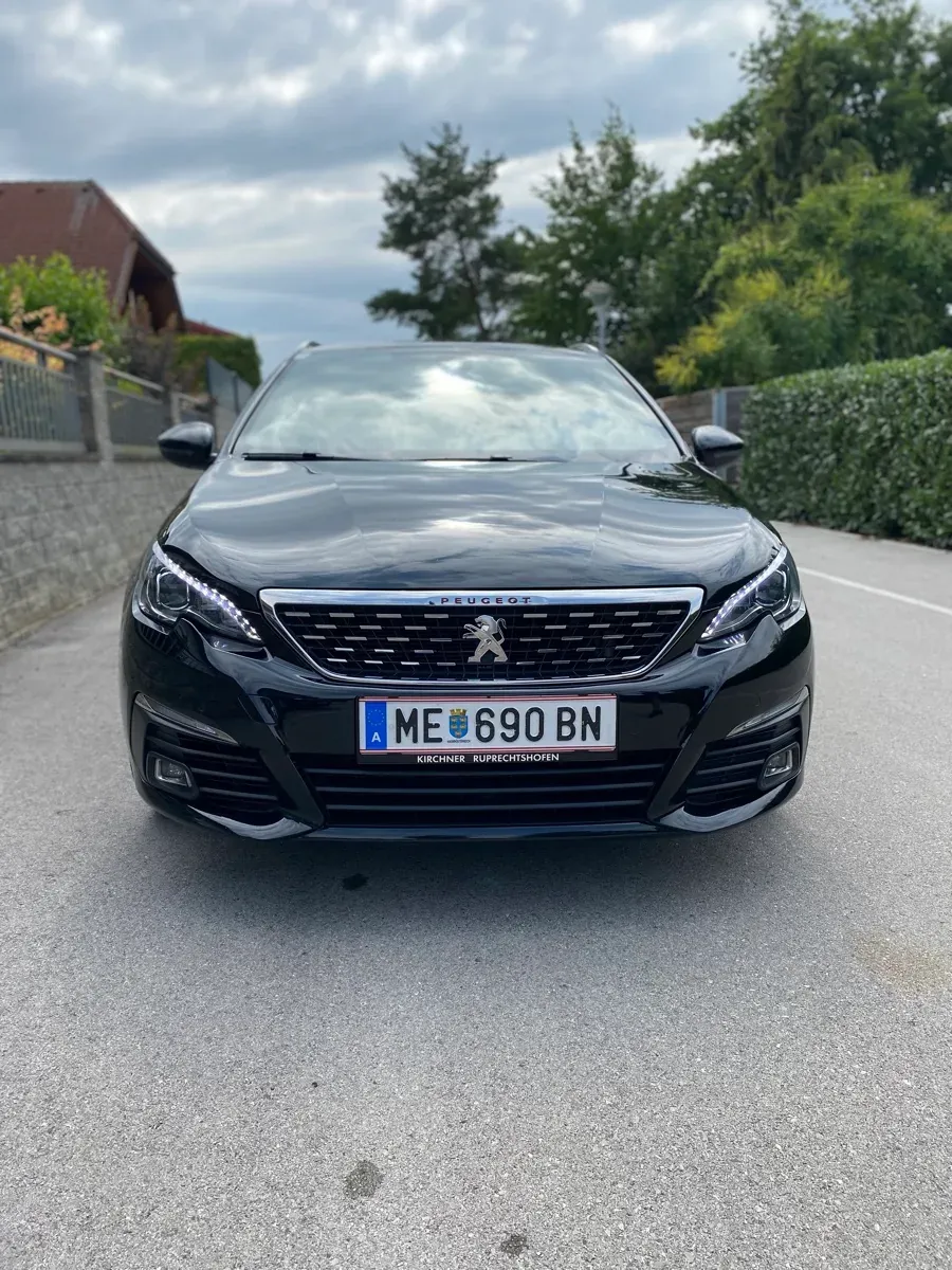 Peugeot 308 2018 photo 3