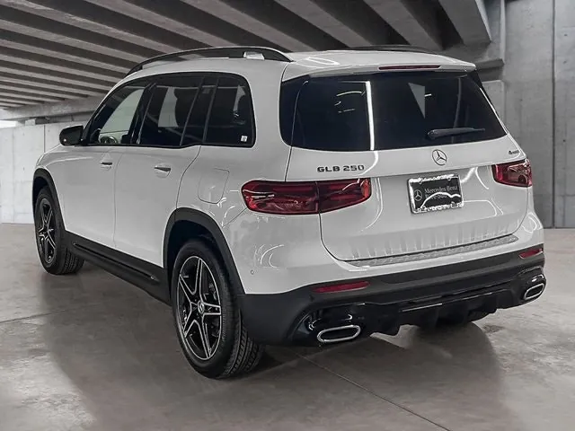 Mercedes-Benz Glb 2026 photo 3
