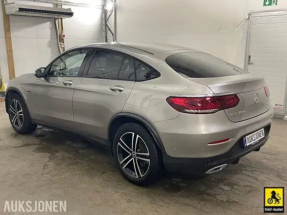 Mercedes-Benz Glc 300 E 2020 photo 2
