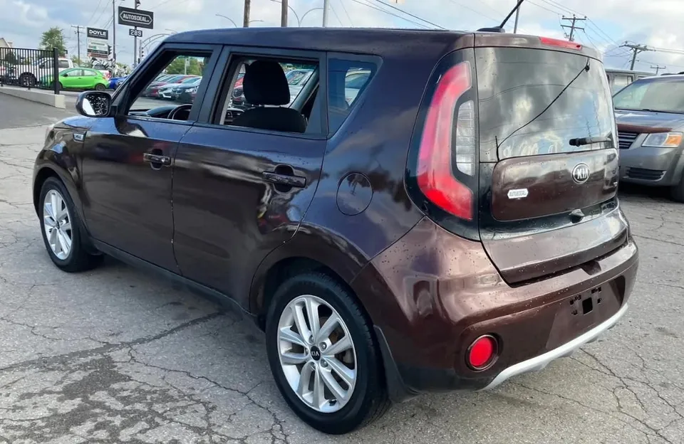 Kia Soul 2017 photo 2