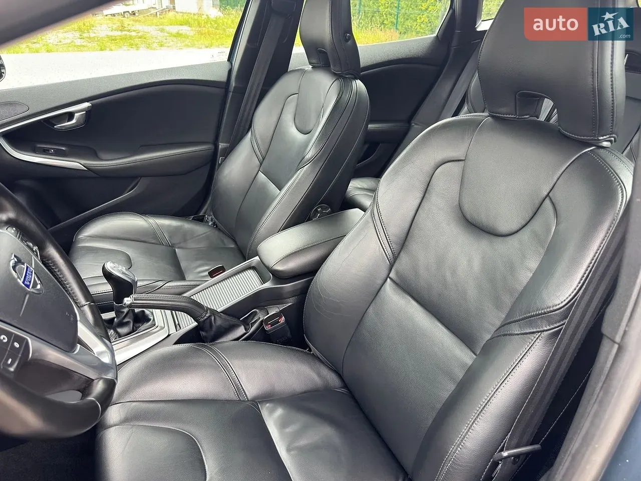 Volvo V40 2014 photo 3