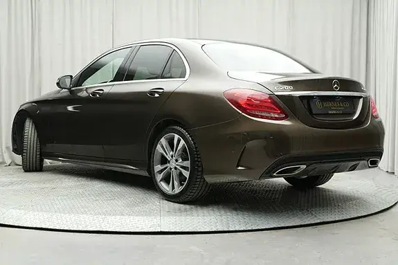Mercedes-Benz C200 2017 photo 3