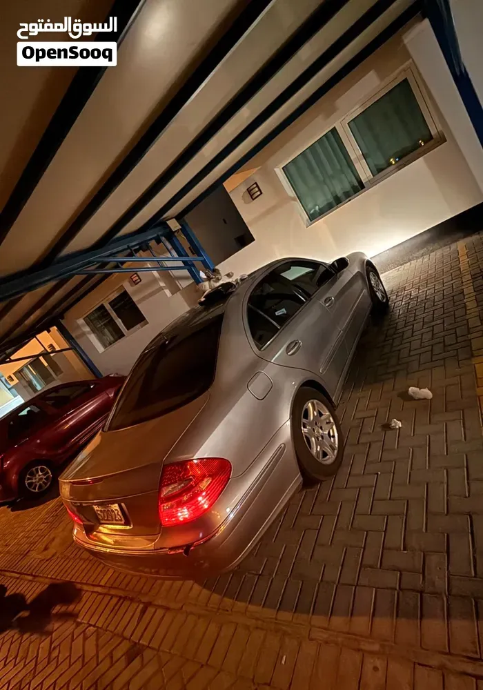 Mercedes-Benz E-Class 2005 photo 4