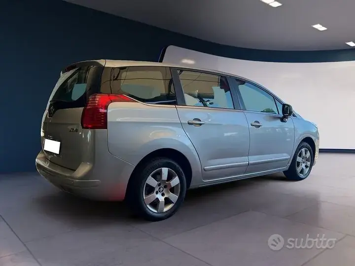 Peugeot 5008 2014 photo 4