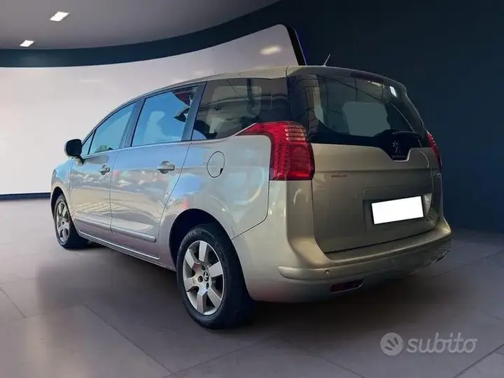 Peugeot 5008 2014 photo 5