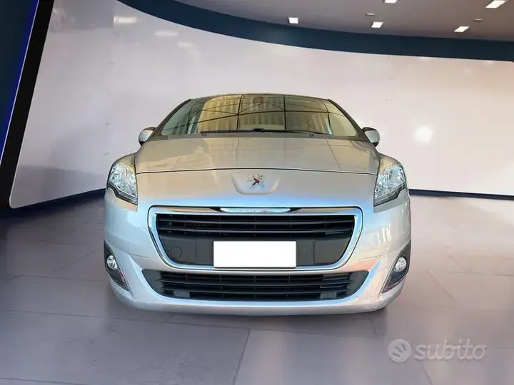 Peugeot 5008 2014 photo 2