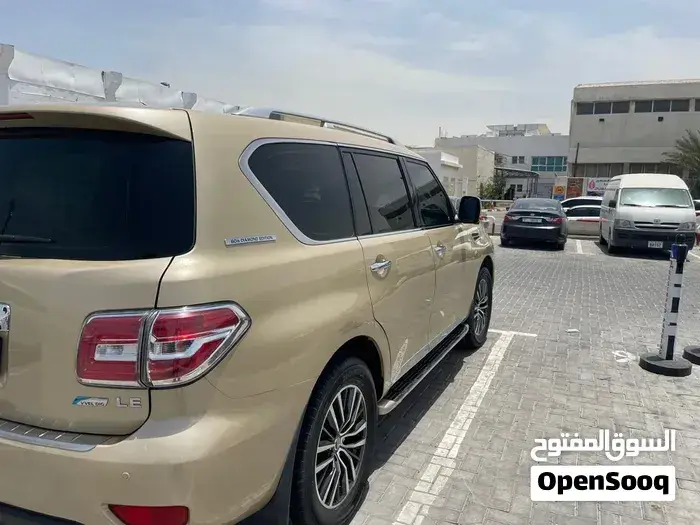 Nissan Patrol 2012 photo 4