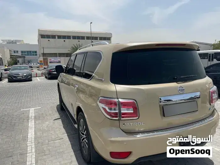 Nissan Patrol 2012 photo 3