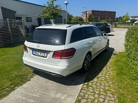 Mercedes-Benz E220 2016 photo 3