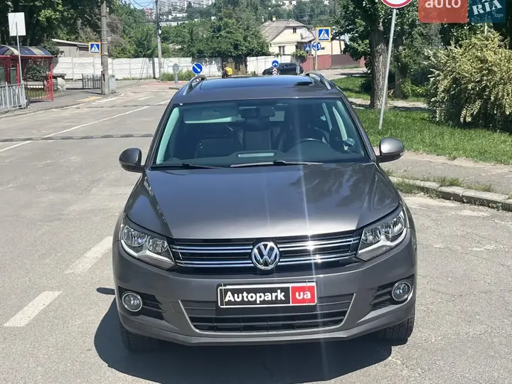 Volkswagen Tiguan 2011 photo 2