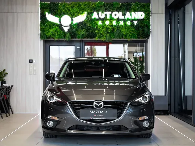 Mazda 3 2014 photo 2
