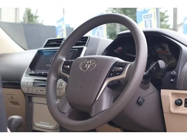 Toyota Land Cruiser Prado 2020 photo 2
