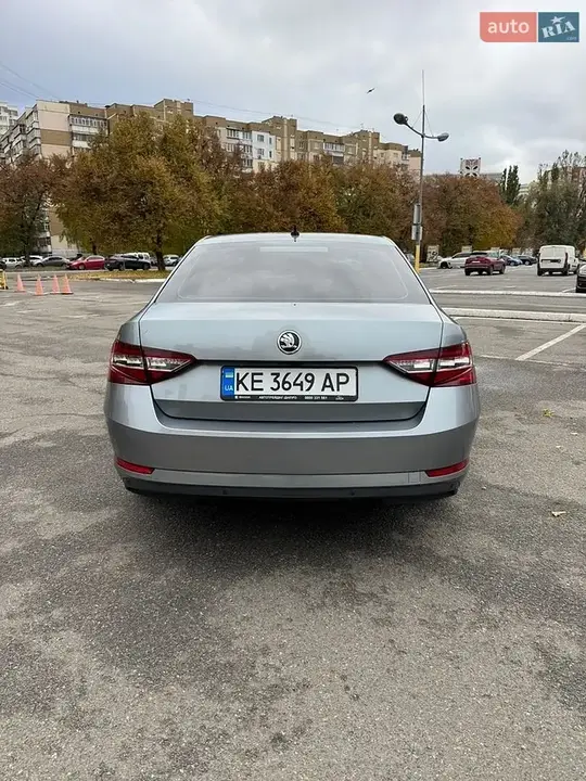 Skoda Superb 2016 photo 3