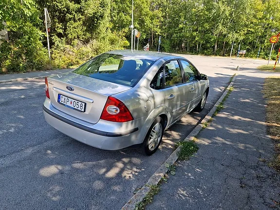 Ford Focus 2007 photo 2