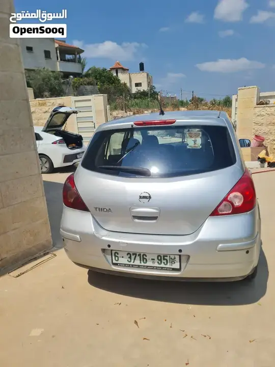 Nissan Tiida 2013 photo 4