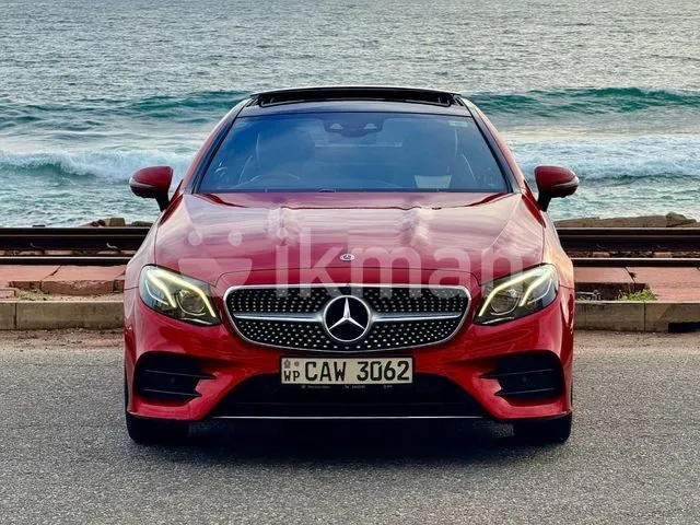 Mercedes-Benz E300 2018 photo 3
