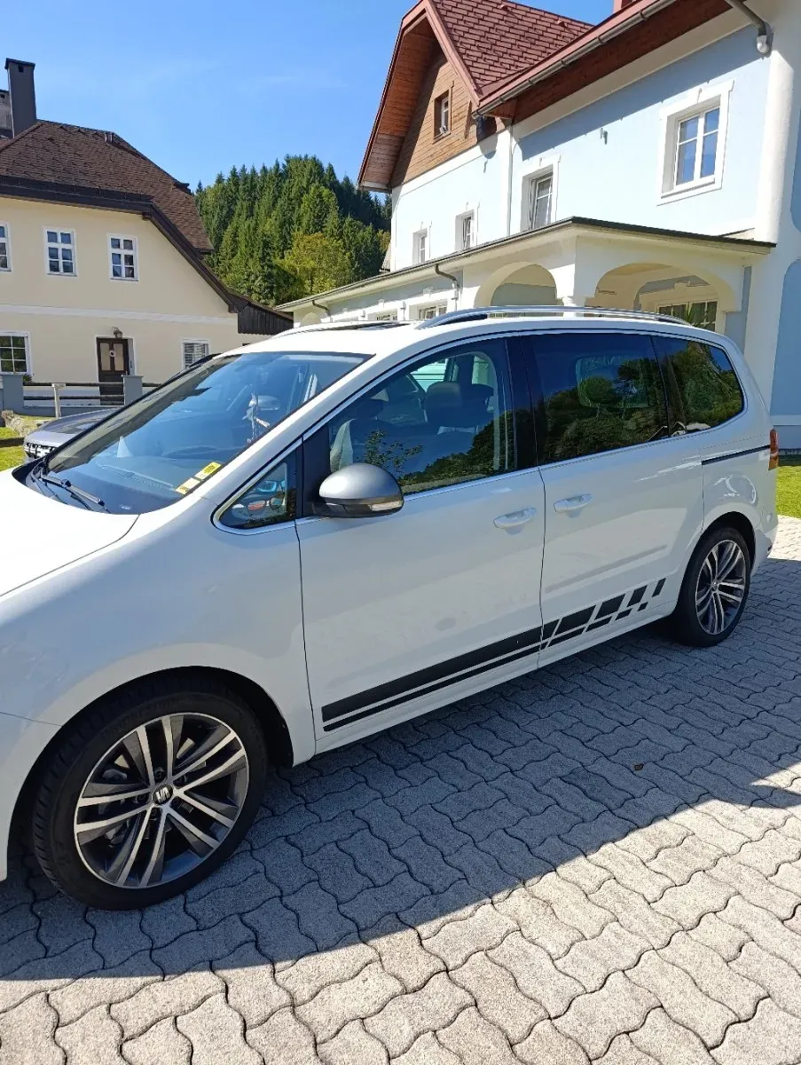 Seat Alhambra 2016 photo 2