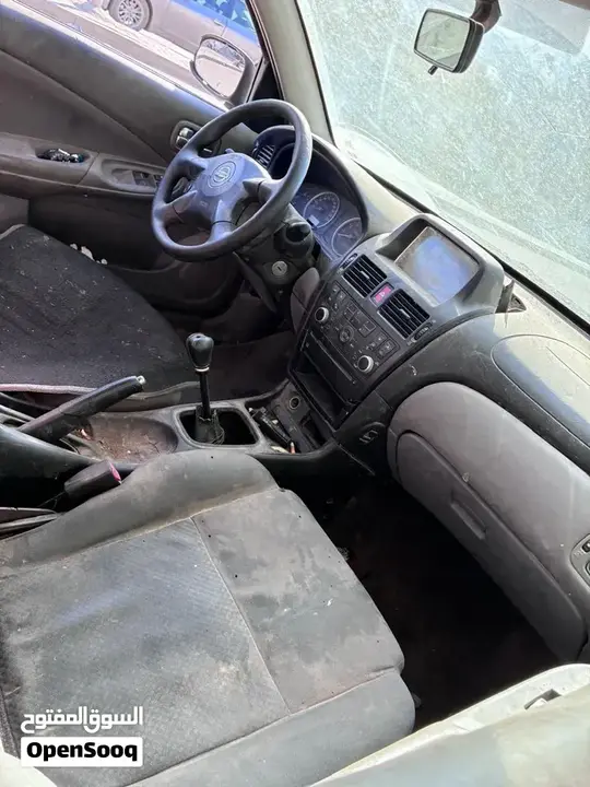 Nissan Almera 2006 photo 2