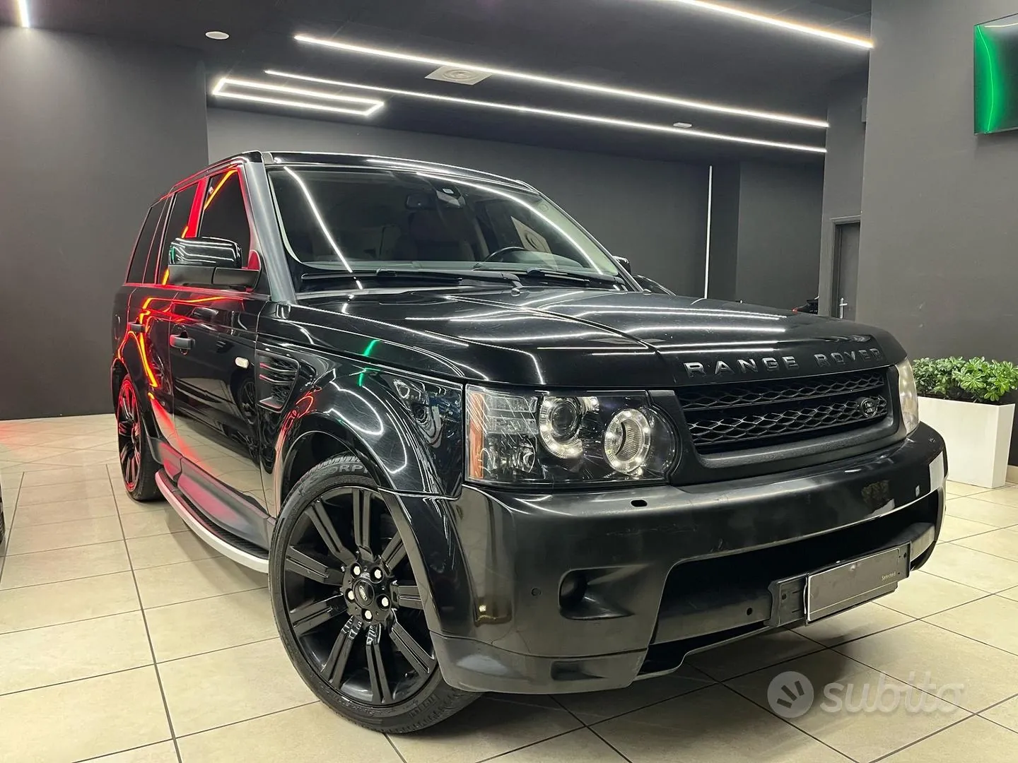 Land Rover Range Rover Sport 2010 photo 3