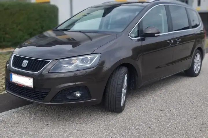 Seat Alhambra 2015 photo 2