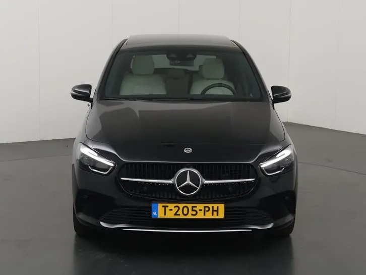 Mercedes-Benz B-Class 2023 photo 3