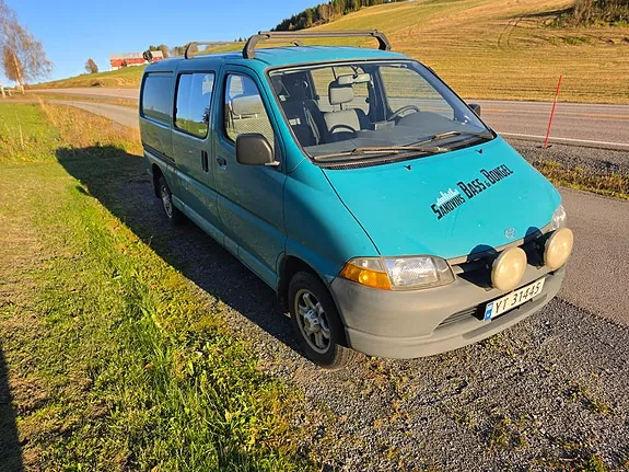 Toyota Hiace 1998 photo 5