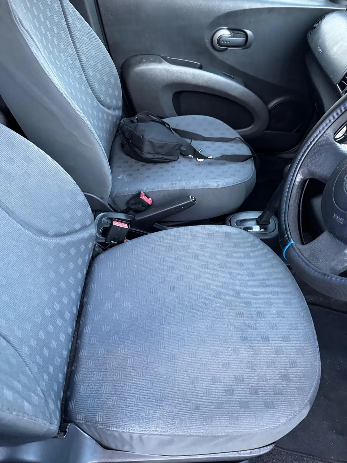 Nissan Micra 2004 photo 5