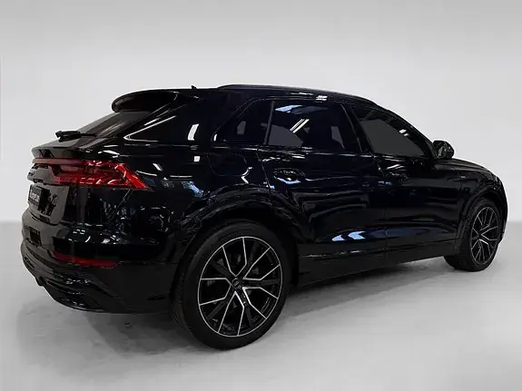 Audi Q8 2019 photo 5