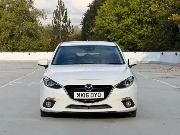 Mazda Mazda3 2016 photo 3