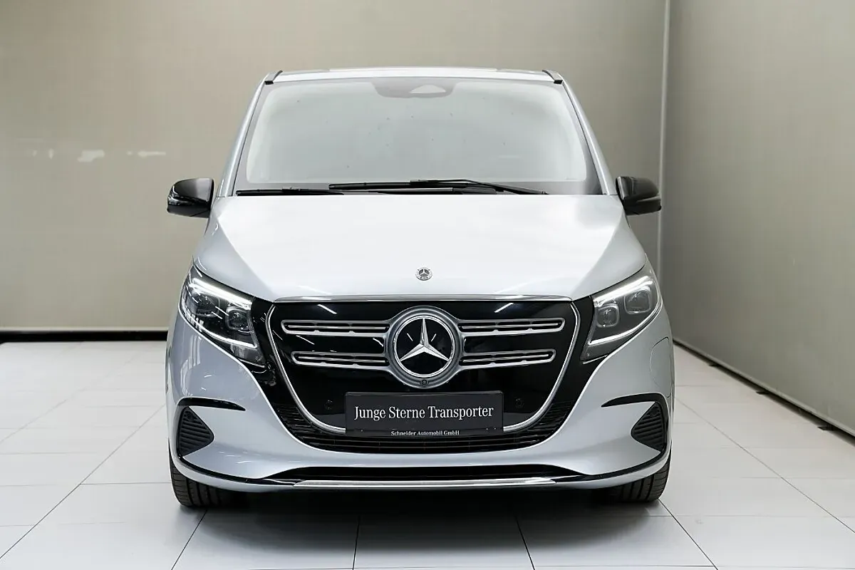 Mercedes-Benz Eqv 2025 photo 3