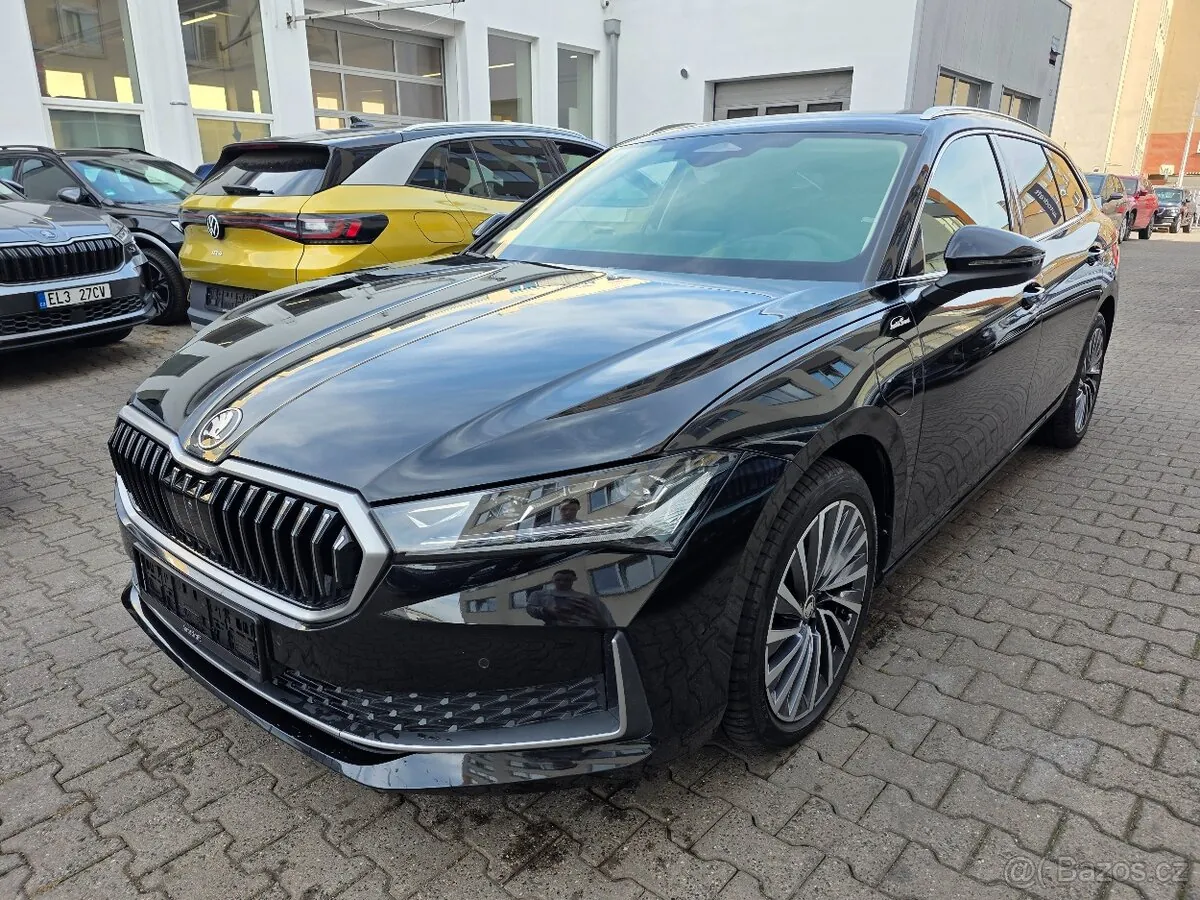 Skoda Superb 2024 photo 2