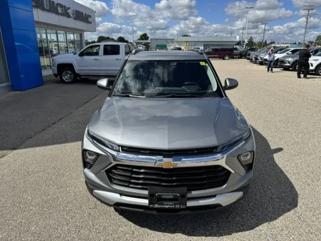 Chevrolet Trailblazer 2026 photo 2