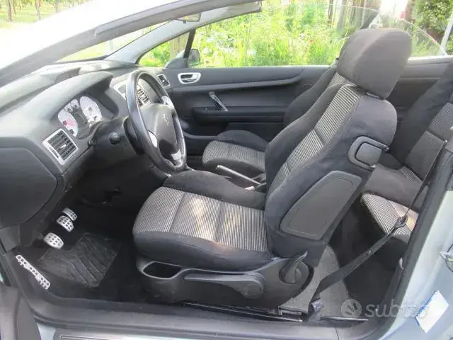 Peugeot 307 2004 photo 4
