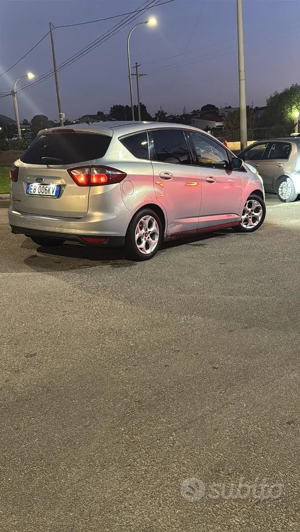 Ford C-Max 2011 photo 5