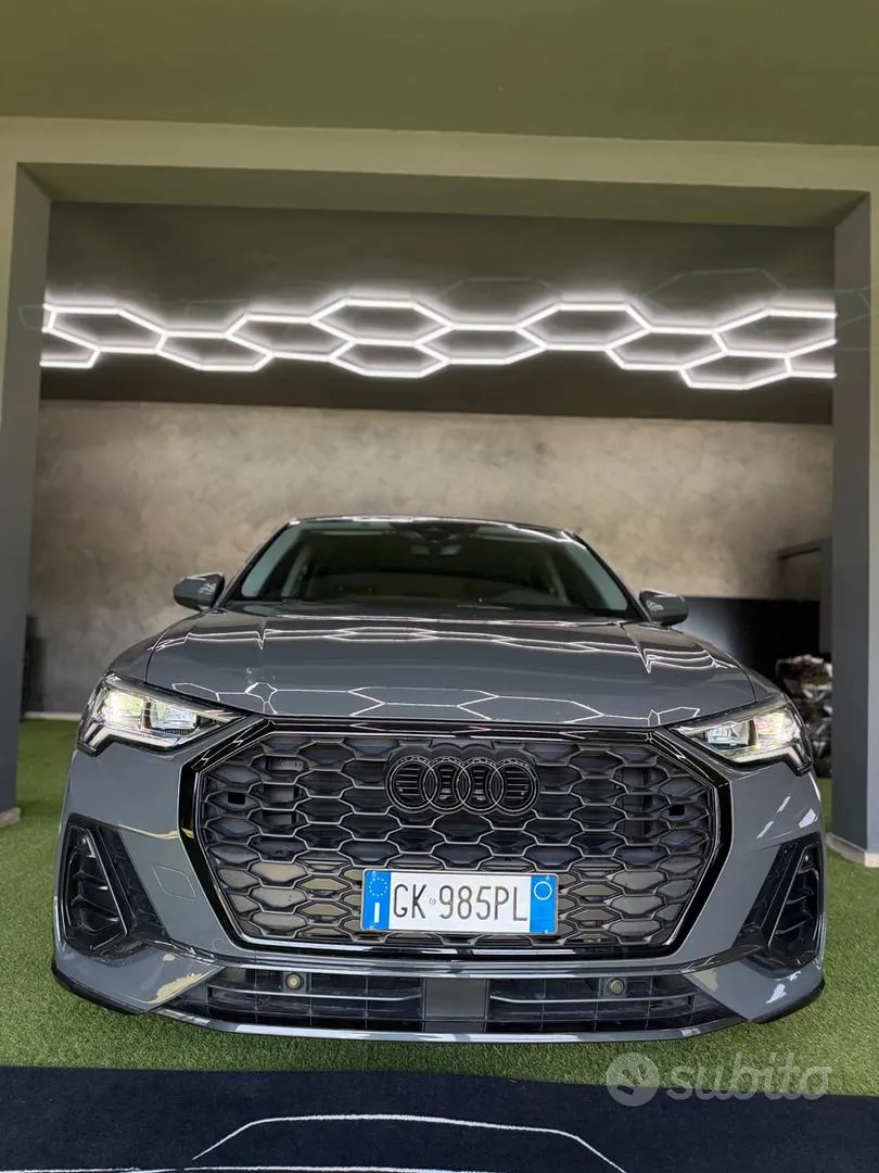 Audi Q3 2022 photo 3