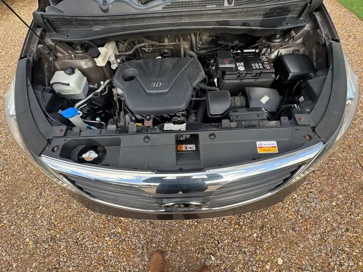 Kia Sportage 2012 photo 2
