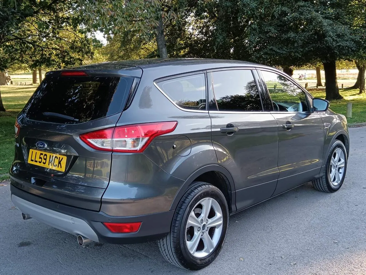 Ford Kuga 2015 photo 3