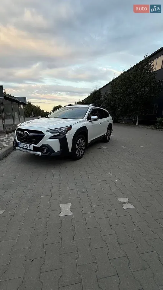 Subaru Outback 2023 photo 2