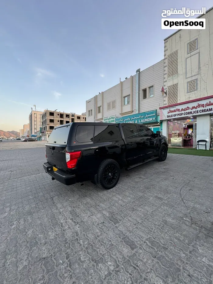 Nissan Titan 2019 photo 2