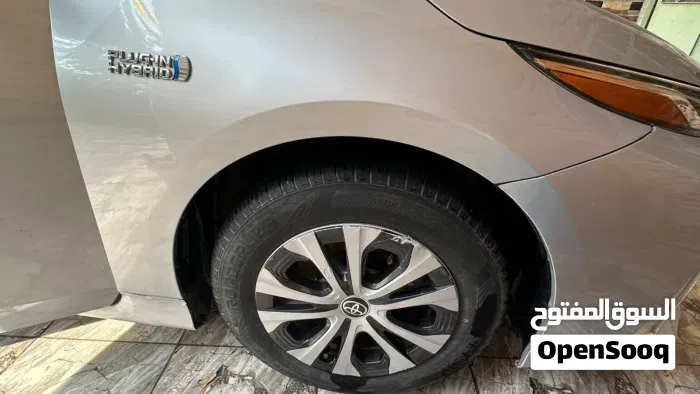Toyota Prius 2022 photo 3