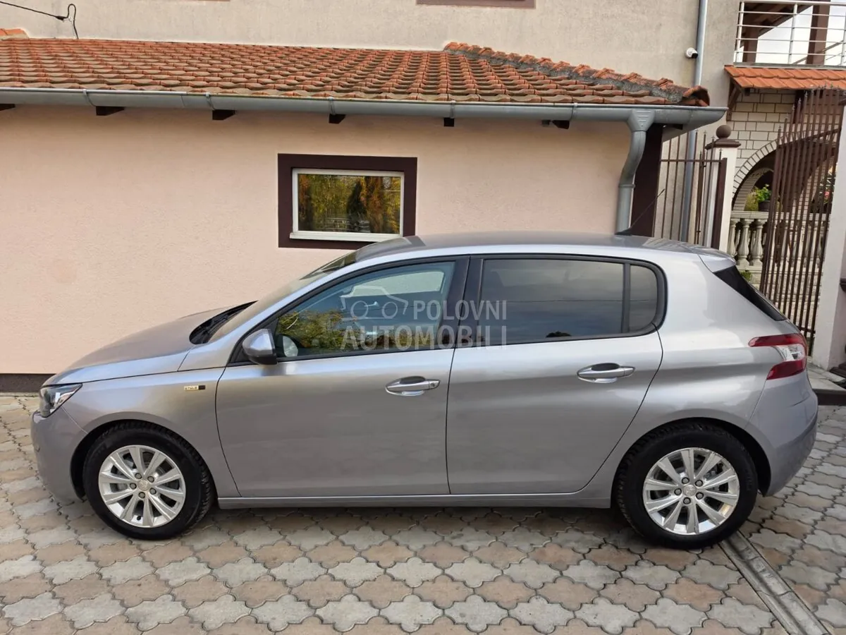 Peugeot 308 2016 photo 2