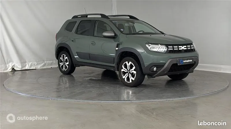 Dacia Duster 2023 photo 3