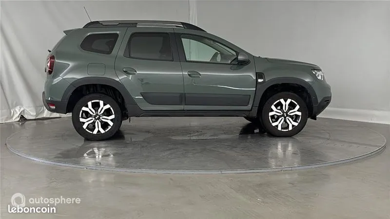 Dacia Duster 2023 photo 4