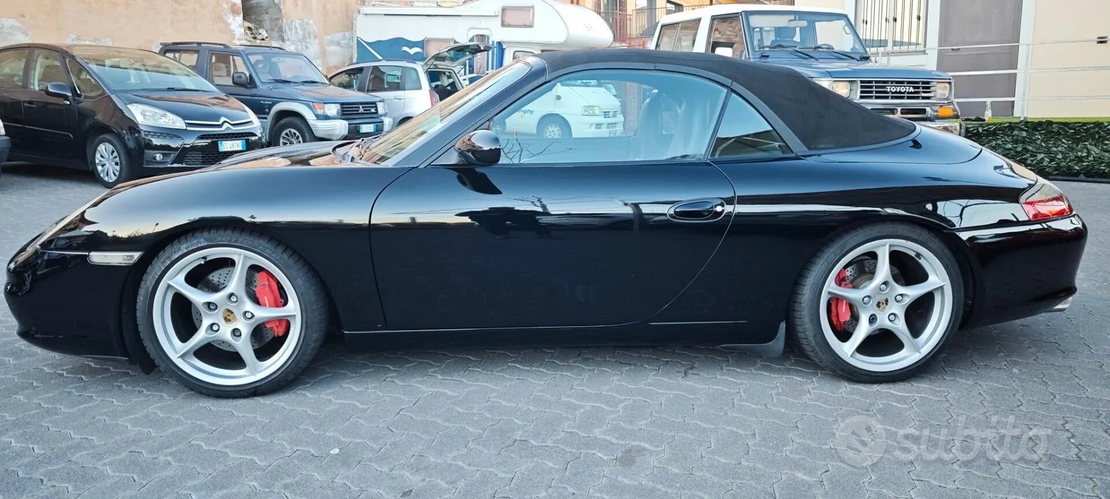 Porsche 911 Carrera 4 2002 photo 5