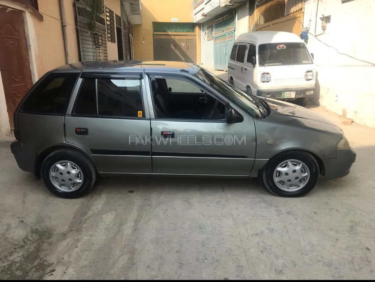Suzuki Cultus