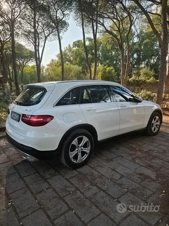 Mercedes-Benz Glc 2016 photo 2