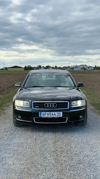 Audi A8 2004 photo 2